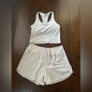 Vuori workout set size M ivory color tank & high waist shorts